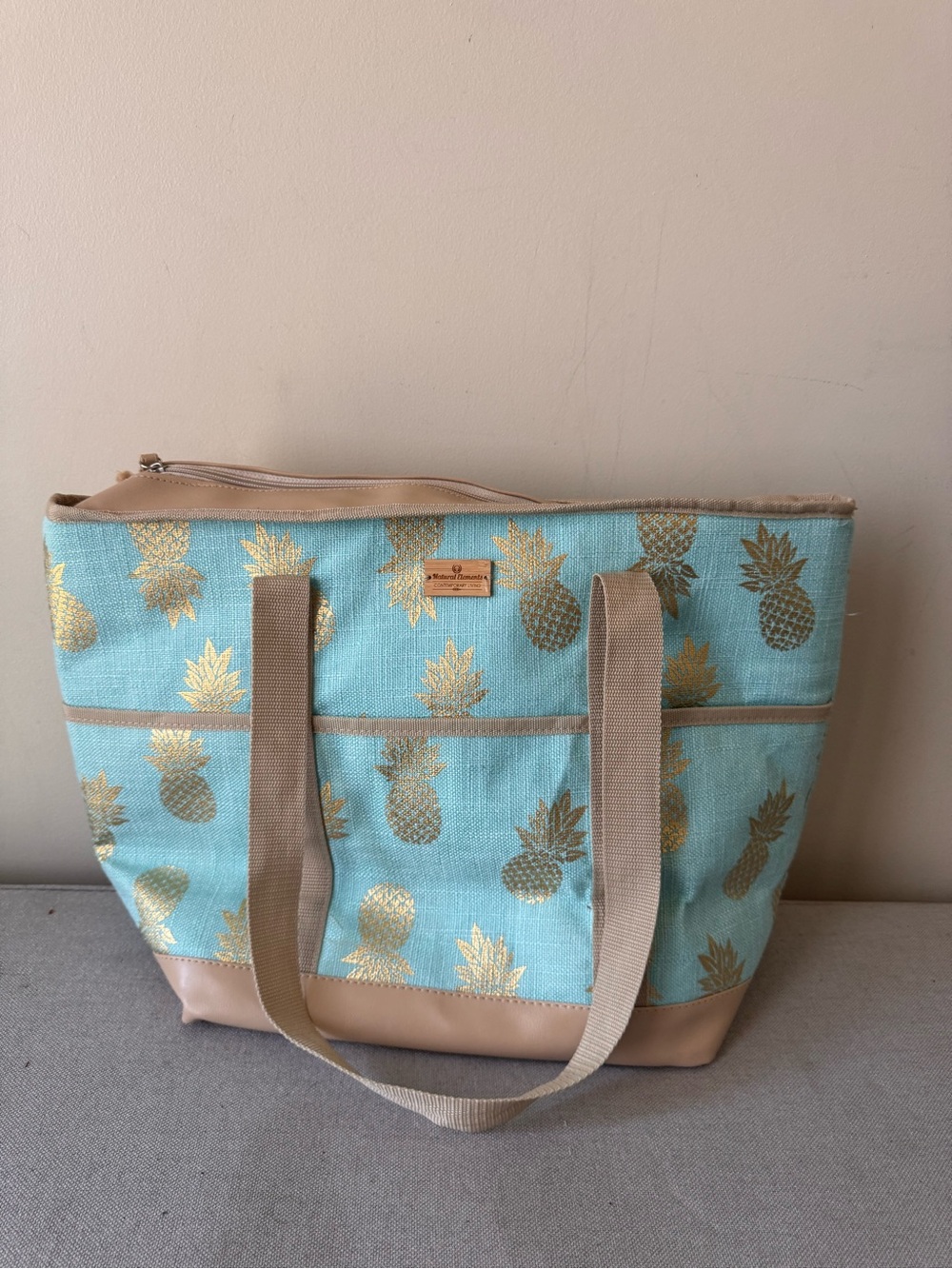 Natural Elements 10L Insulated Cooler Tote Blue Pineapple Zipper Reflective